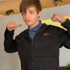 Meet your Posher, Alex